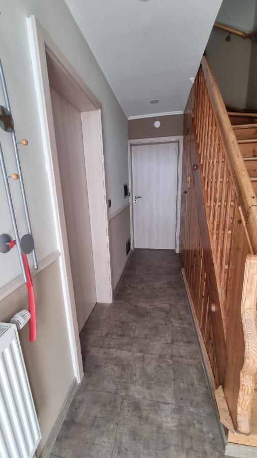 Unter Der Linde Apartment Sankt Wendel Bagian luar foto