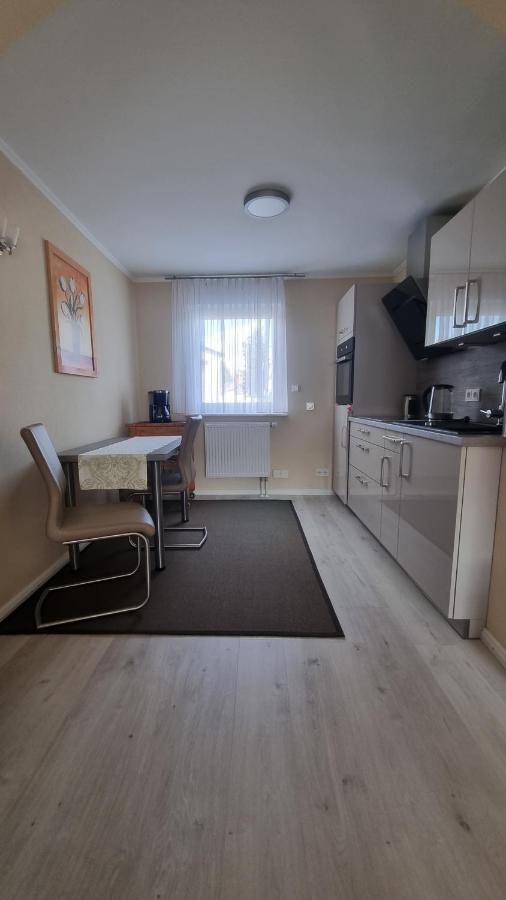 Unter Der Linde Apartment Sankt Wendel Bagian luar foto